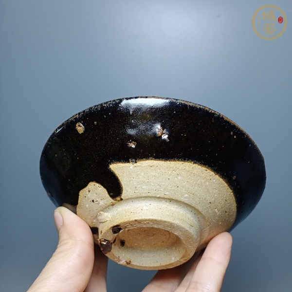 古玩陶瓷鐵銹紅盞真品鑒賞圖