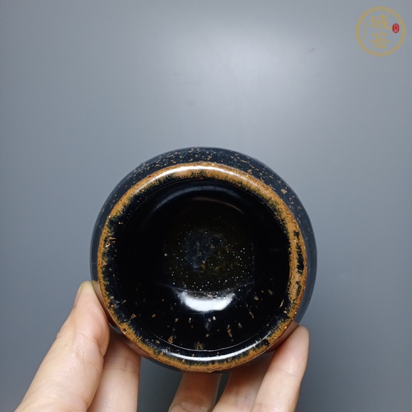 古玩陶瓷雞心杯真品鑒賞圖
