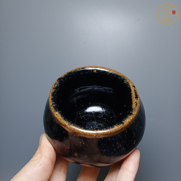 古玩陶瓷雞心杯真品鑒賞圖