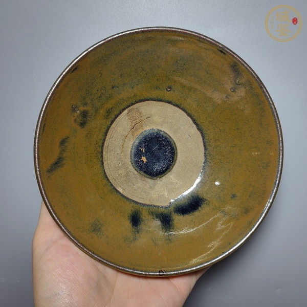 古玩陶瓷茶碗真品鑒賞圖