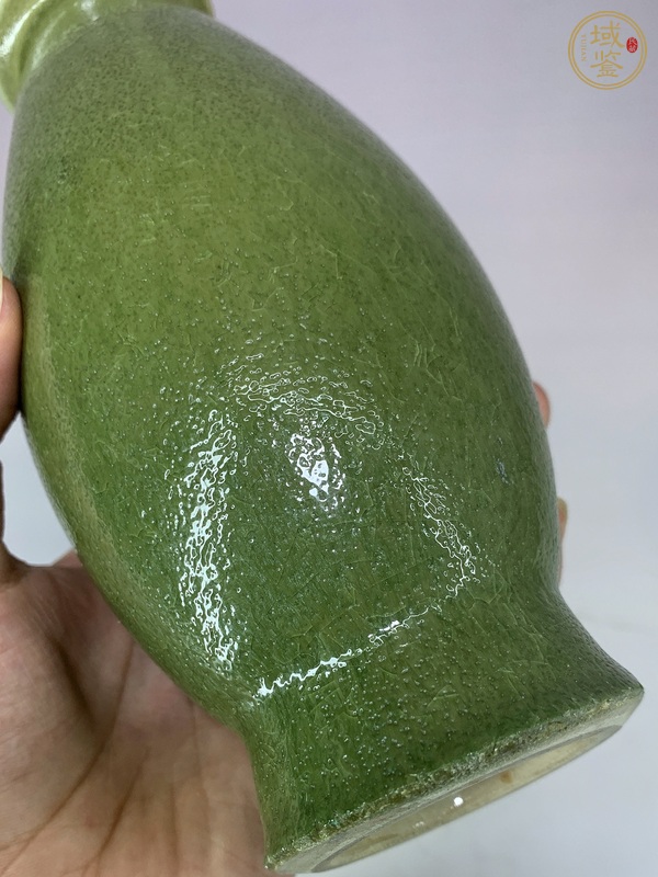 古玩陶瓷綠釉瓶真品鑒賞圖