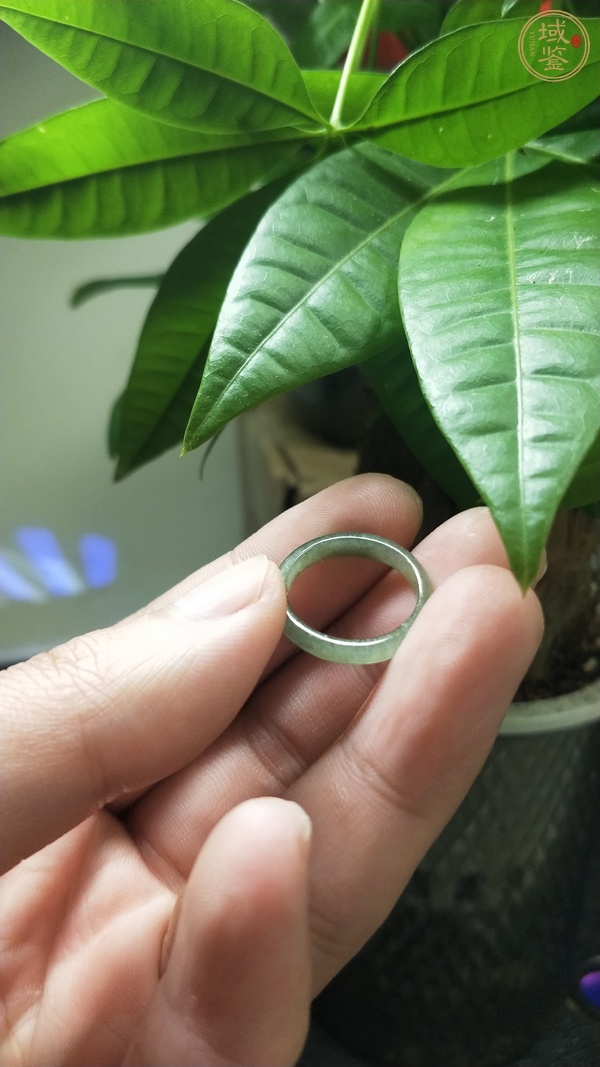 古玩玉器翡翠戒指真品鑒賞圖