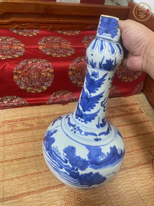 古玩陶瓷青花人物故事紋蒜頭瓶真品鑒賞圖