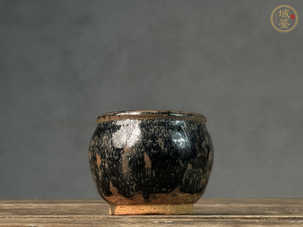 古玩陶瓷罐真品鑒賞圖