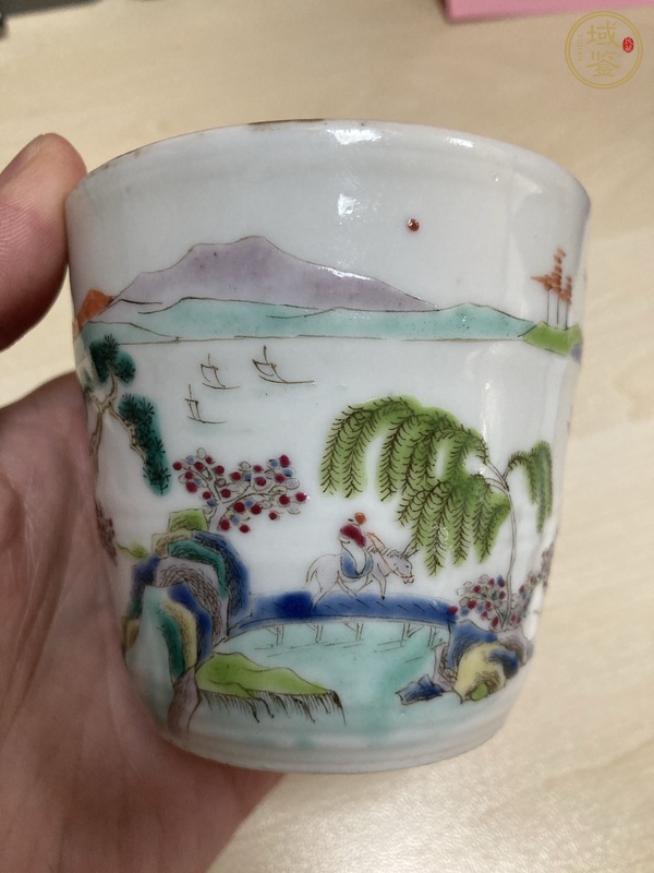 古玩陶瓷粉彩山水紋茶杯 真品鑒賞圖