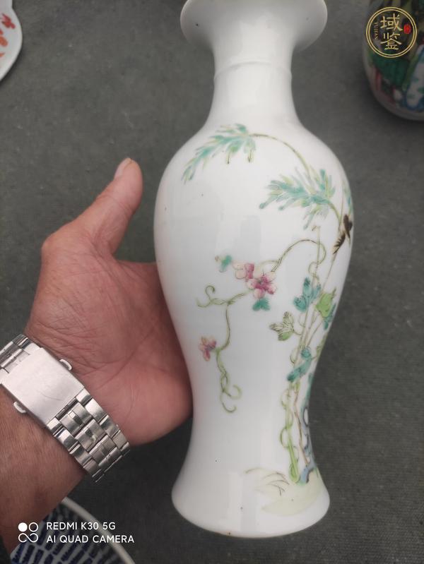 古玩陶瓷粉彩花鳥(niǎo)紋撇口瓶真品鑒賞圖