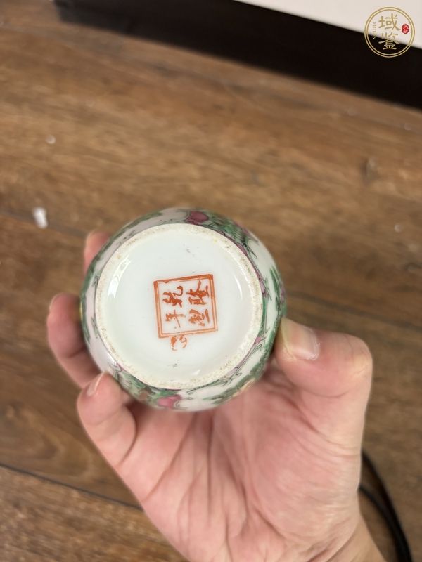 古玩陶瓷花鳥蝶紋廣彩罐真品鑒賞圖