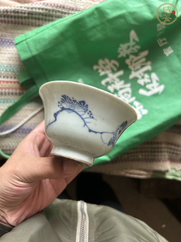 古玩陶瓷青花杯真品鑒賞圖