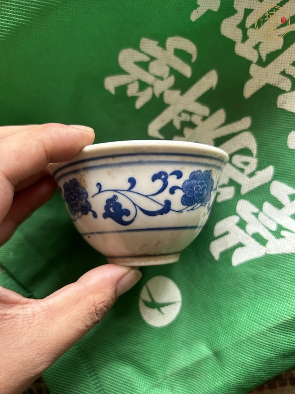 古玩陶瓷青花杯真品鑒賞圖