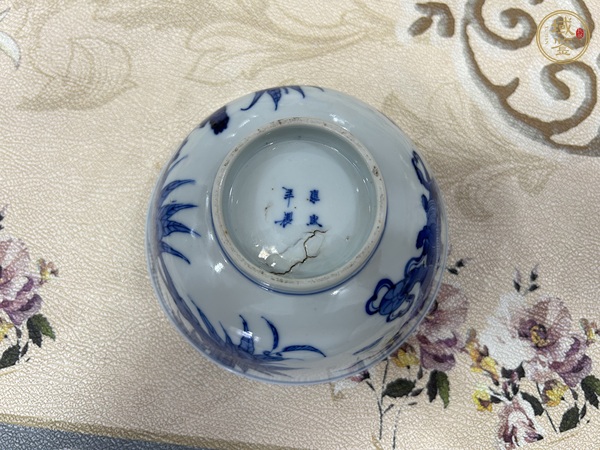 古玩陶瓷青花小碗真品鑒賞圖