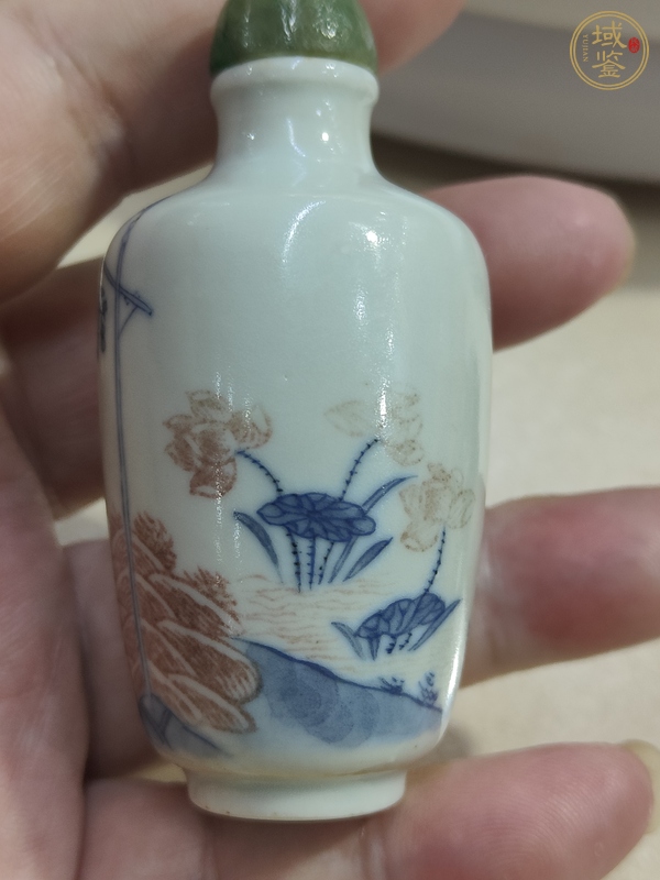 古玩陶瓷鼻煙壺真品鑒賞圖
