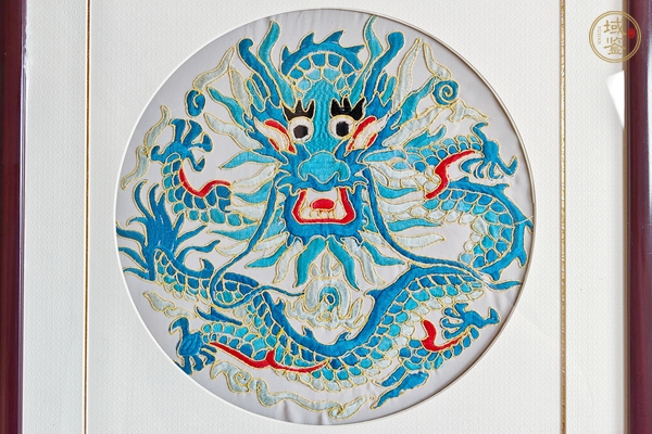 古玩雜項三藍繡龍紋刺繡掛屏一組 真品鑒賞圖