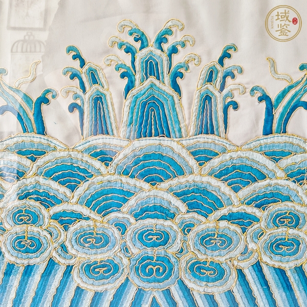 古玩雜項(xiàng)三藍(lán)繡雙龍海水刺繡掛屏 真品鑒賞圖