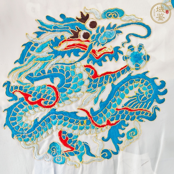 古玩雜項(xiàng)三藍(lán)繡雙龍海水刺繡掛屏 真品鑒賞圖