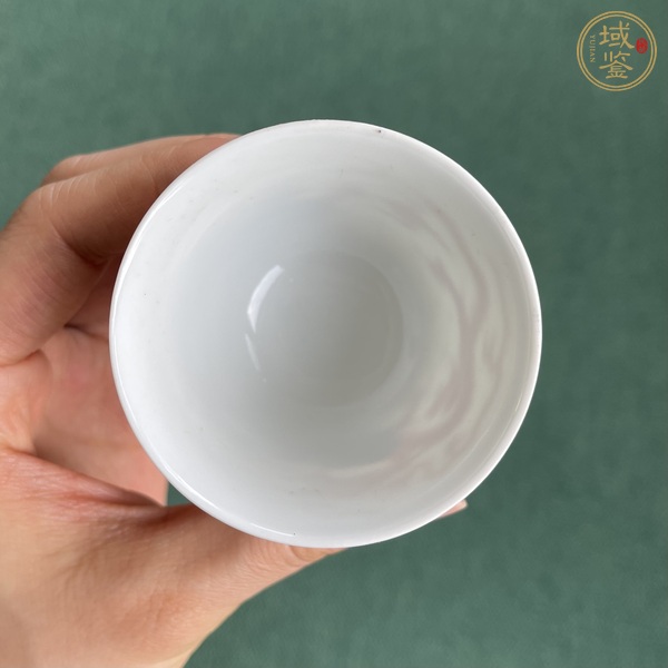 古玩陶瓷清道光礬紅云龍趕珠紋杯真品鑒賞圖