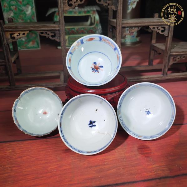 古玩陶瓷清康熙青花礬紅描金花卉紋杯一組真品鑒賞圖