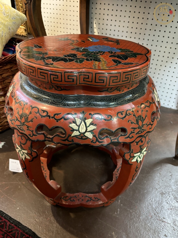 古玩陶瓷花鳥(niǎo)紋繡蹲真品鑒賞圖