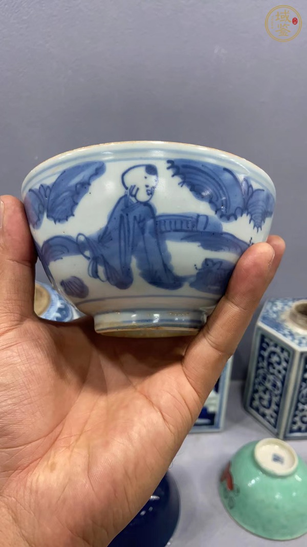 古玩陶瓷青花嬰戲圖茶碗真品鑒賞圖