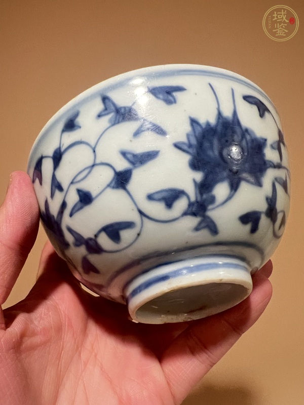 古玩陶瓷青花花卉紋碗真品鑒賞圖