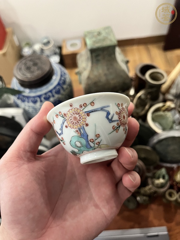 古玩陶瓷花鳥(niǎo)紋彩繪杯真品鑒賞圖