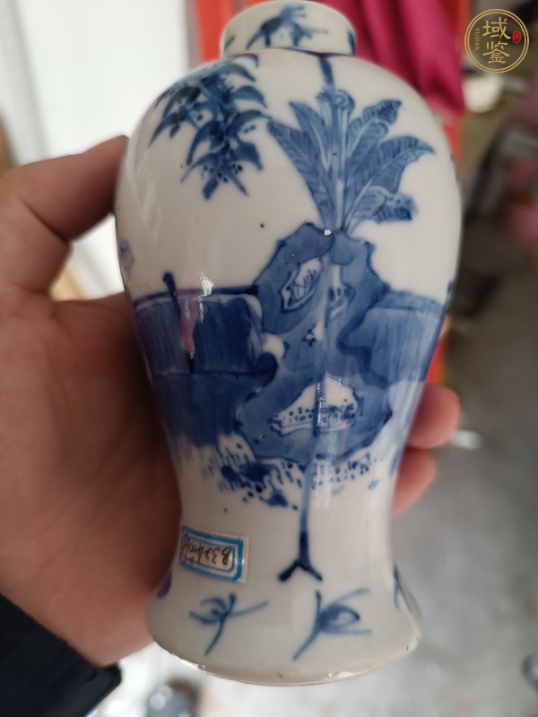 古玩陶瓷仕女紋青花瓶真品鑒賞圖