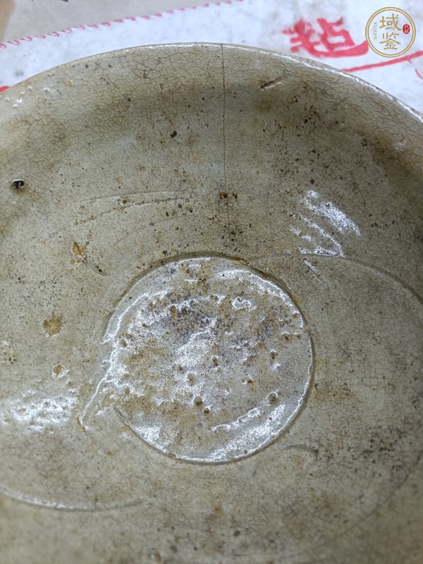 古玩陶瓷青白釉刻仰蓮紋斗笠碗真品鑒賞圖
