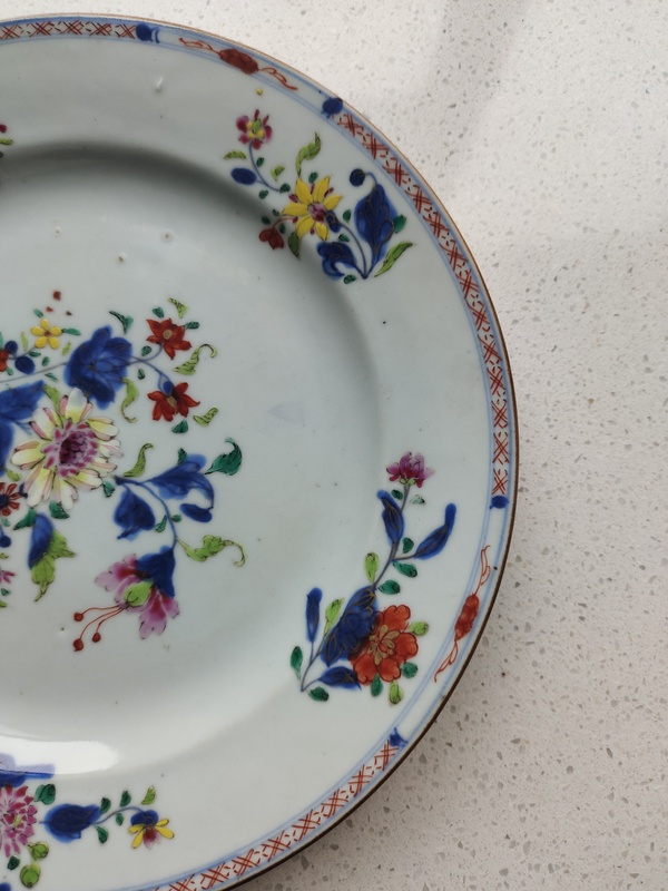 古玩陶瓷青花加粉彩花卉紋盤拍賣,當前價格1600元