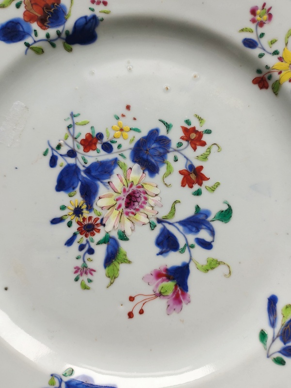 古玩陶瓷青花加粉彩花卉紋盤拍賣,當前價格1600元