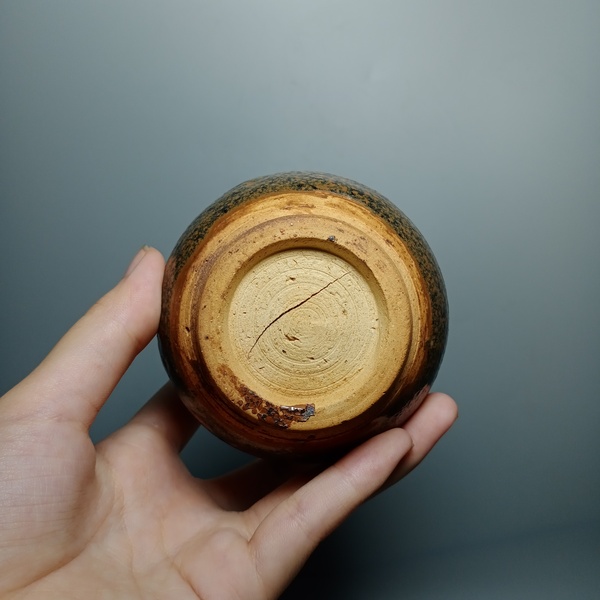 古玩陶瓷清代雞心杯拍賣,當(dāng)前價(jià)格158元
