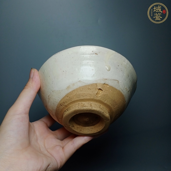 古玩陶瓷點(diǎn)彩碗真品鑒賞圖