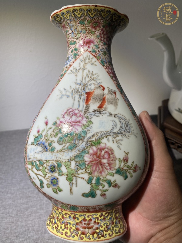 古玩陶瓷粉彩花鳥海棠瓶真品鑒賞圖