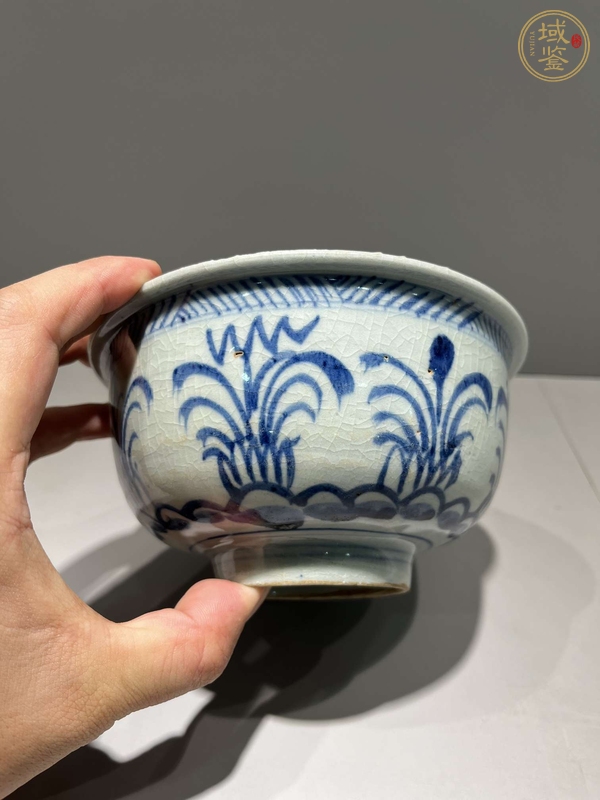 古玩陶瓷青花花卉紋碗真品鑒賞圖