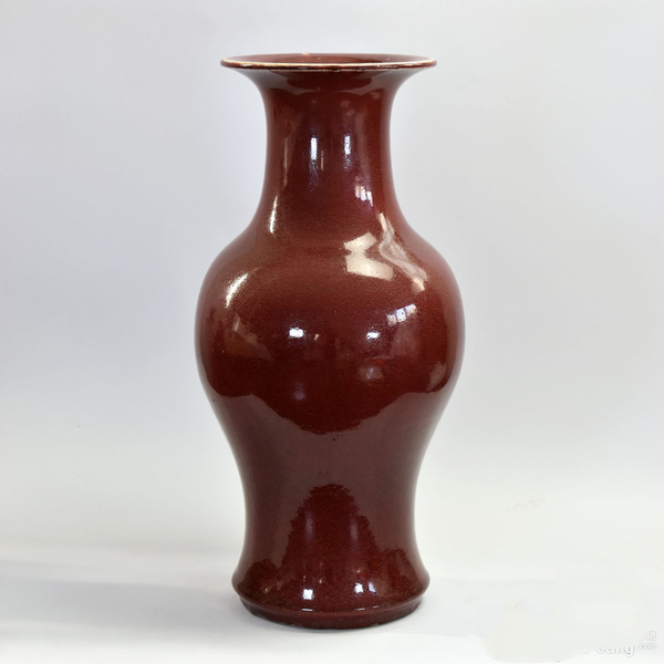古玩陶瓷紅釉觀音瓶拍賣(mài)，當(dāng)前價(jià)格21000元