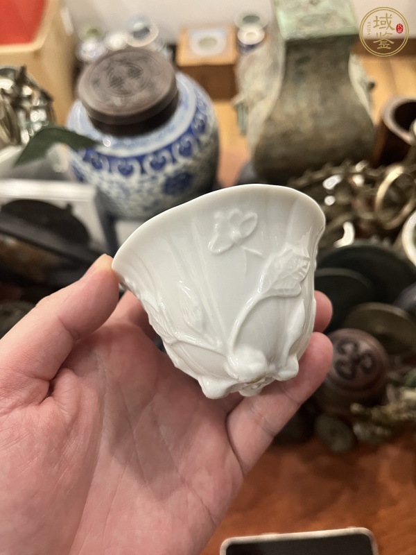 古玩陶瓷德化窯白釉杯真品鑒賞圖