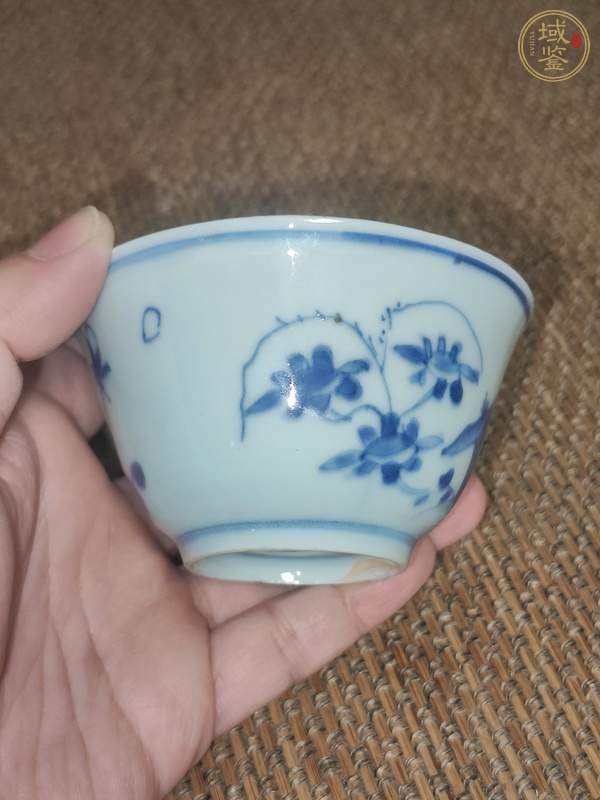 古玩陶瓷青花洞石花卉杯真品鑒賞圖