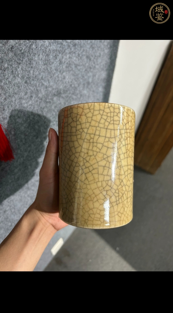 古玩陶瓷哥釉筆筒真品鑒賞圖
