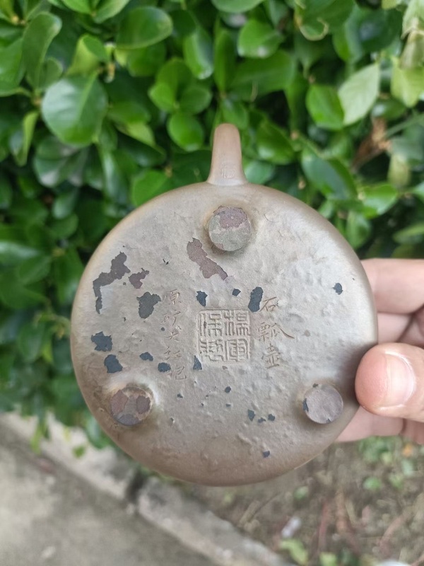 古玩雜項(xiàng)紫砂壺拍賣(mài),當(dāng)前價(jià)格528元