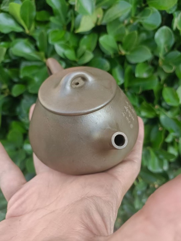 古玩雜項(xiàng)紫砂壺拍賣(mài),當(dāng)前價(jià)格528元