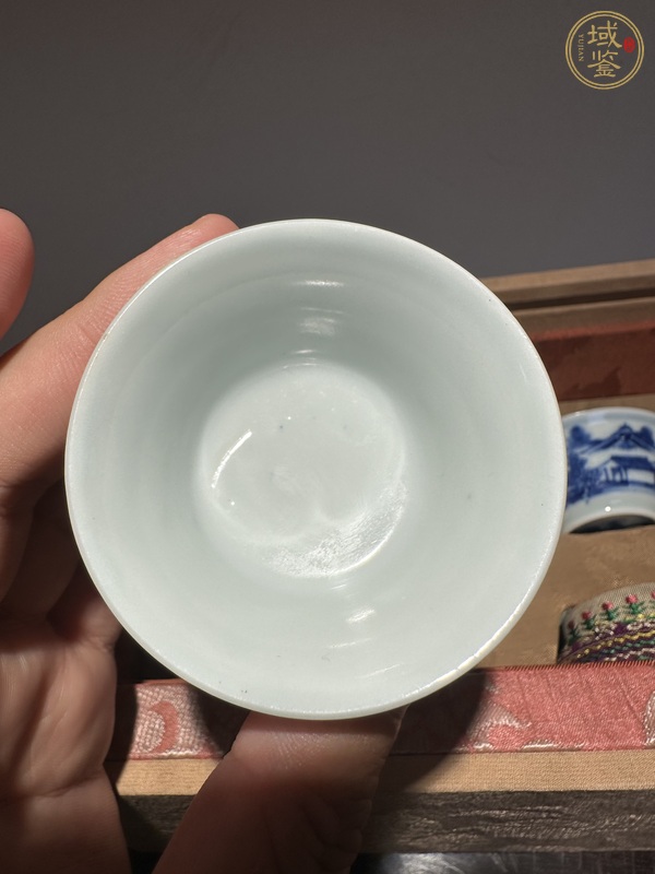 古玩陶瓷青花山水杯真品鑒賞圖