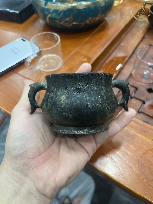 古玩陶瓷清中期 銅雙魚(yú)耳爐真品鑒賞圖