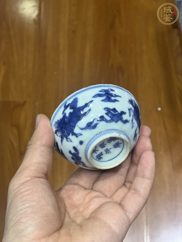 古玩陶瓷日本江戶青花天馬紋茶碗真品鑒賞圖