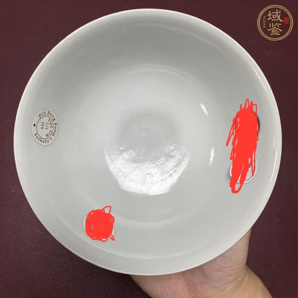 古玩陶瓷青花纏枝蓮紋碗真品鑒賞圖