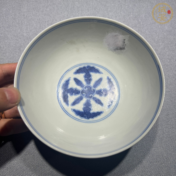 古玩陶瓷青花歲寒三友圖茶碗真品鑒賞圖