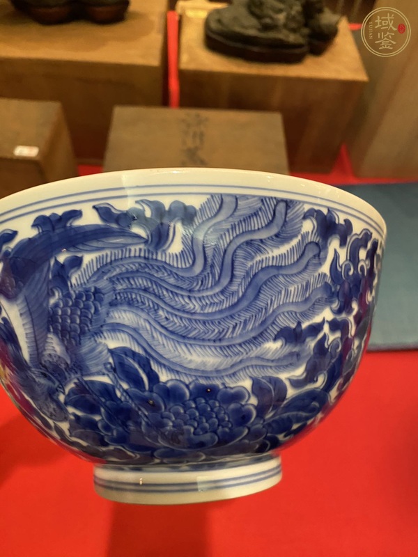 古玩陶瓷青花鳳穿牡丹圖墩式碗，注意品相真品鑒賞圖