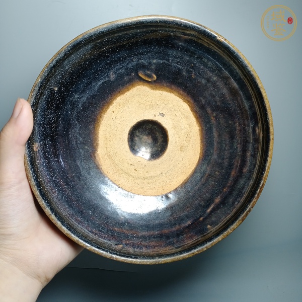 古玩陶瓷磁州窯窯變黑釉茶碗真品鑒賞圖