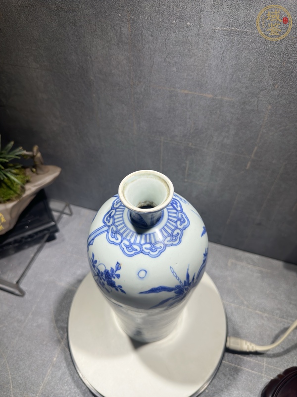 古玩陶瓷青花人物故事紋梅瓶真品鑒賞圖