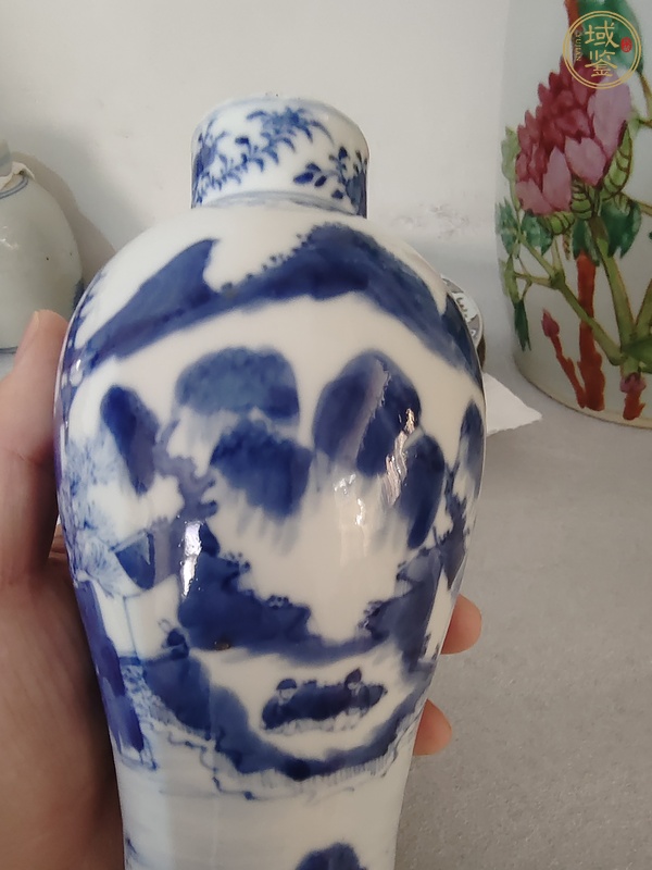 古玩陶瓷青花瓶真品鑒賞圖