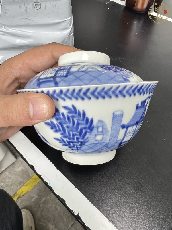 古玩陶瓷青花庭院圖蓋碗真品鑒賞圖