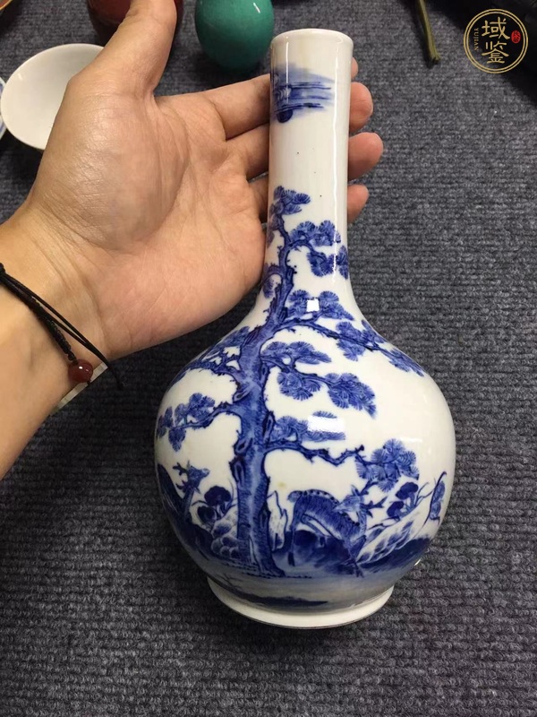 古玩陶瓷青花瓶真品鑒賞圖