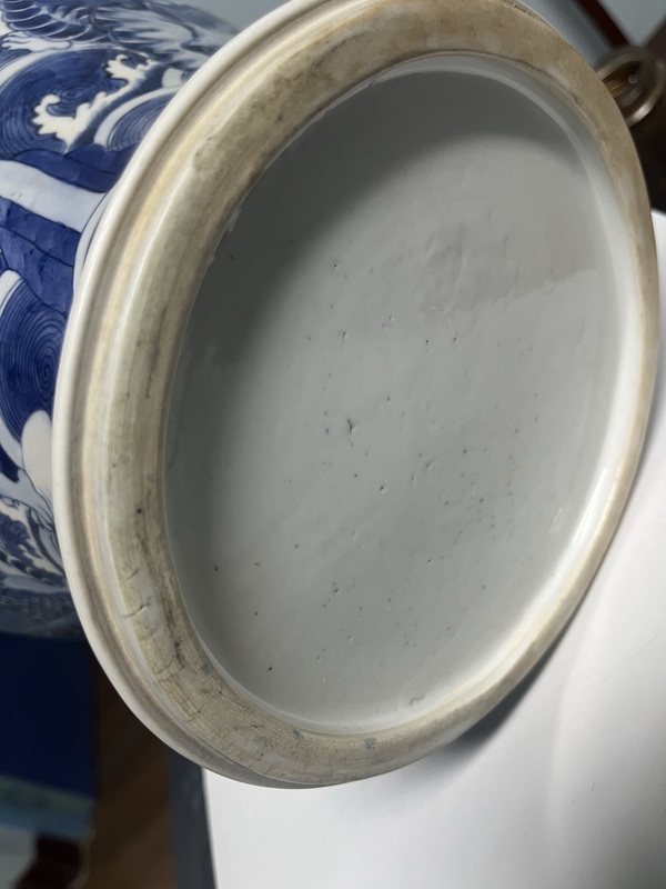 古玩陶瓷青花海水瑞獸紋將軍罐,疑似有修拍賣,當前價格48000元